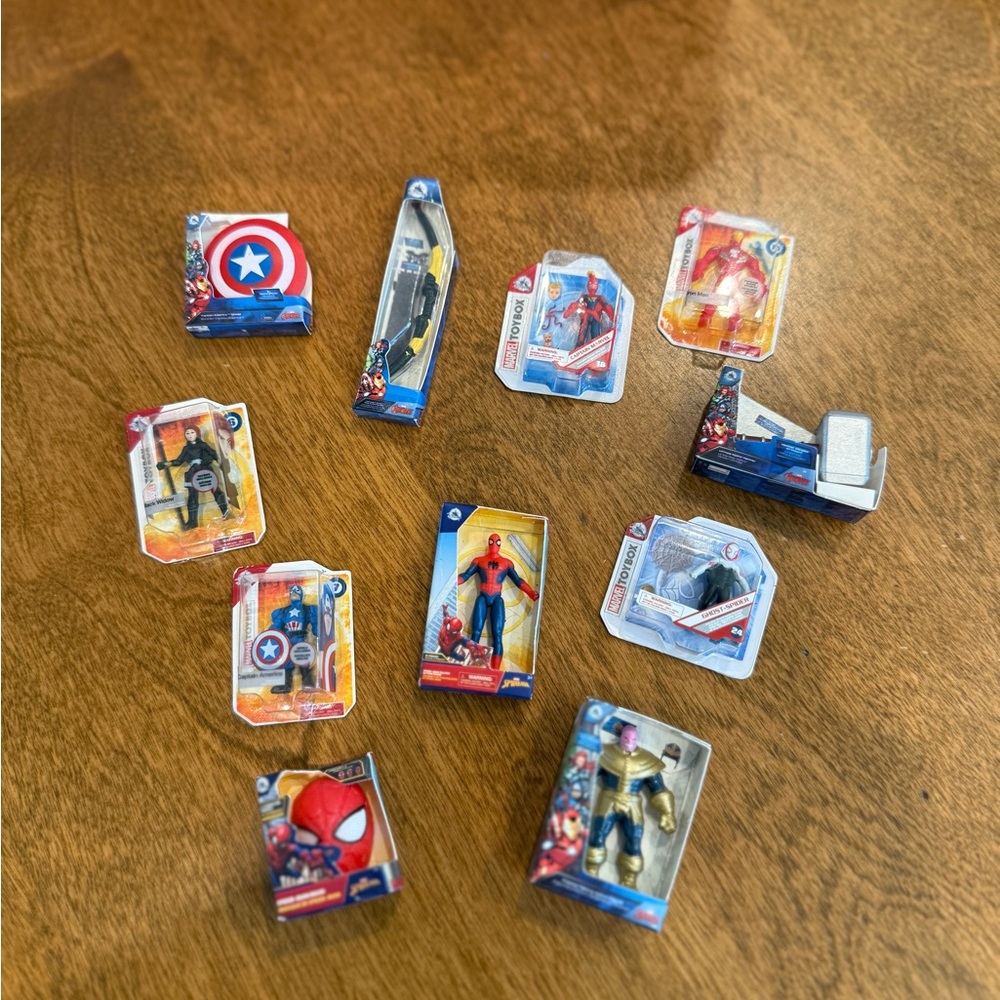 Marvel Superhero Mini Brands Figurines - Lot of 11